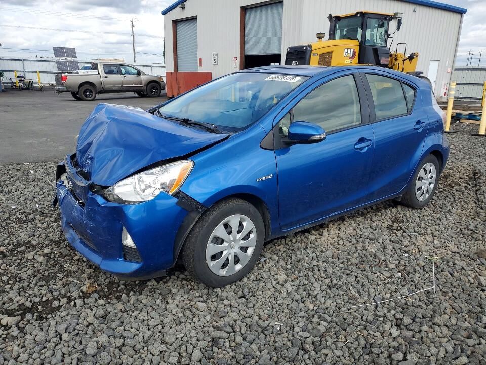 2014 TOYOTA Prius