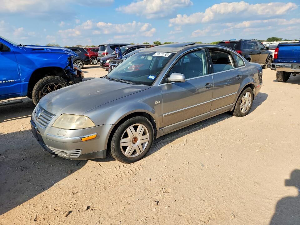 2003 VOLKSWAGEN Passat