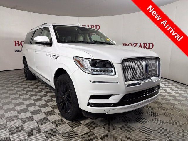 2021 LINCOLN Navigator L