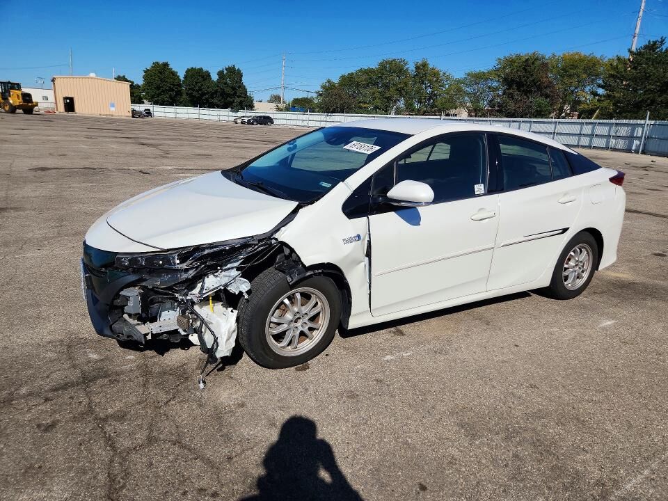 2019 TOYOTA Prius
