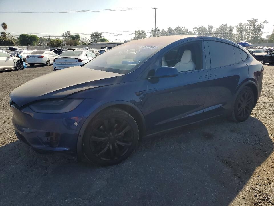 2017 TESLA Model X