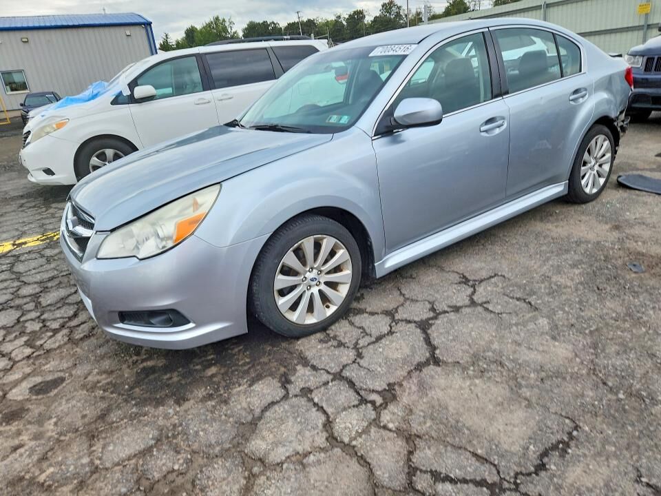 2012 SUBARU Legacy