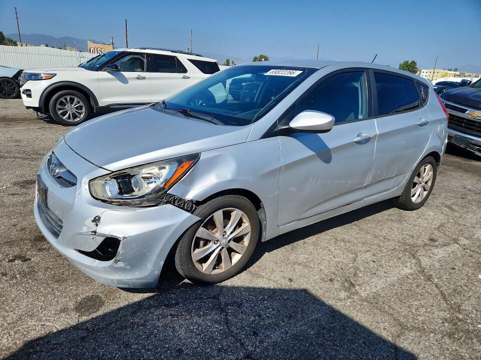 2012 HYUNDAI Accent