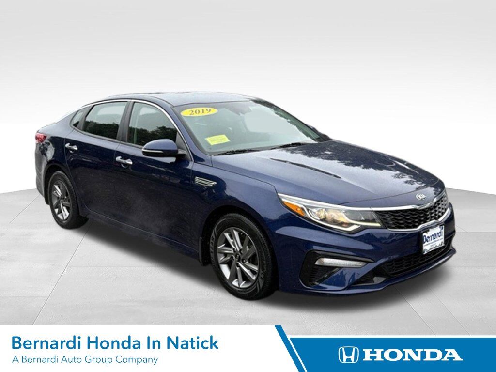 2019 KIA Optima