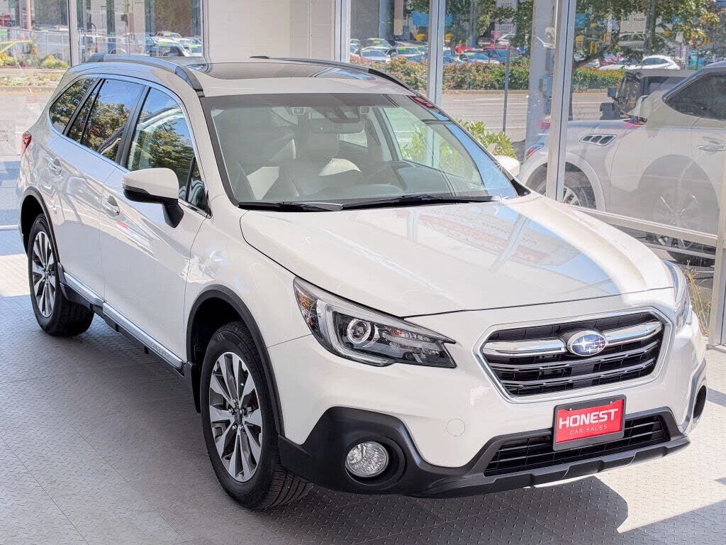 2018 SUBARU Outback