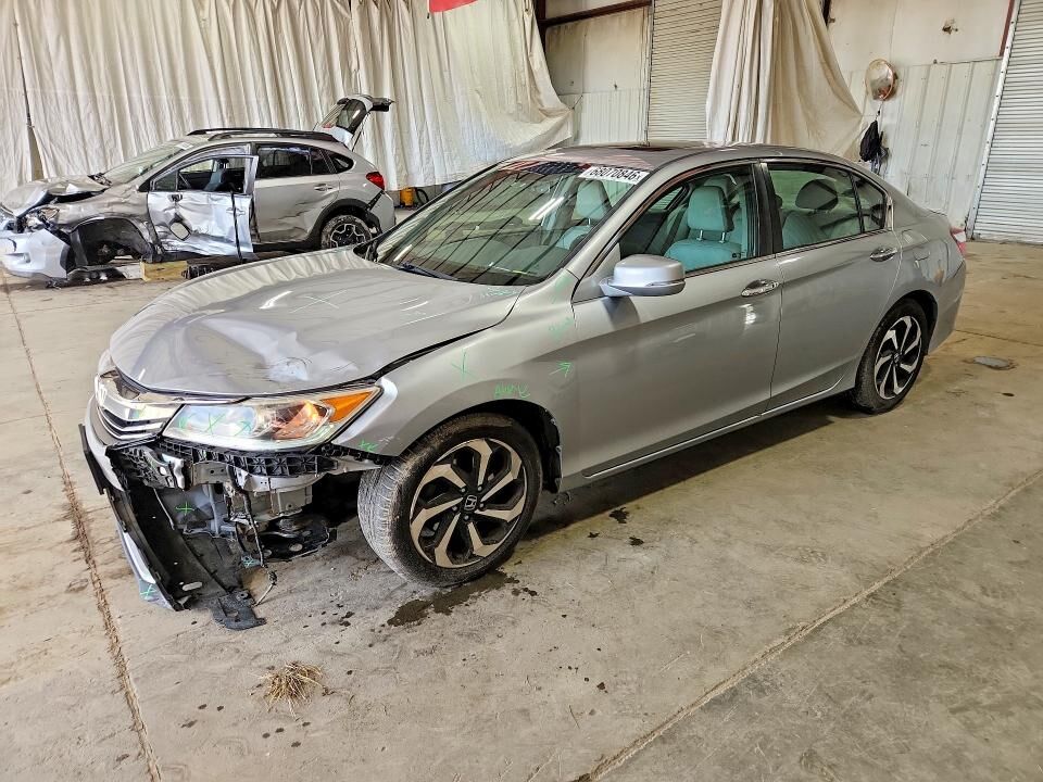 2017 HONDA Accord