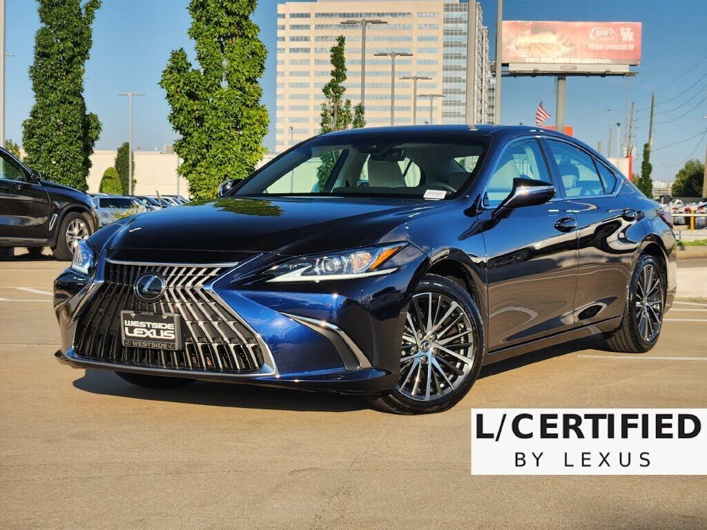 2025 LEXUS ES