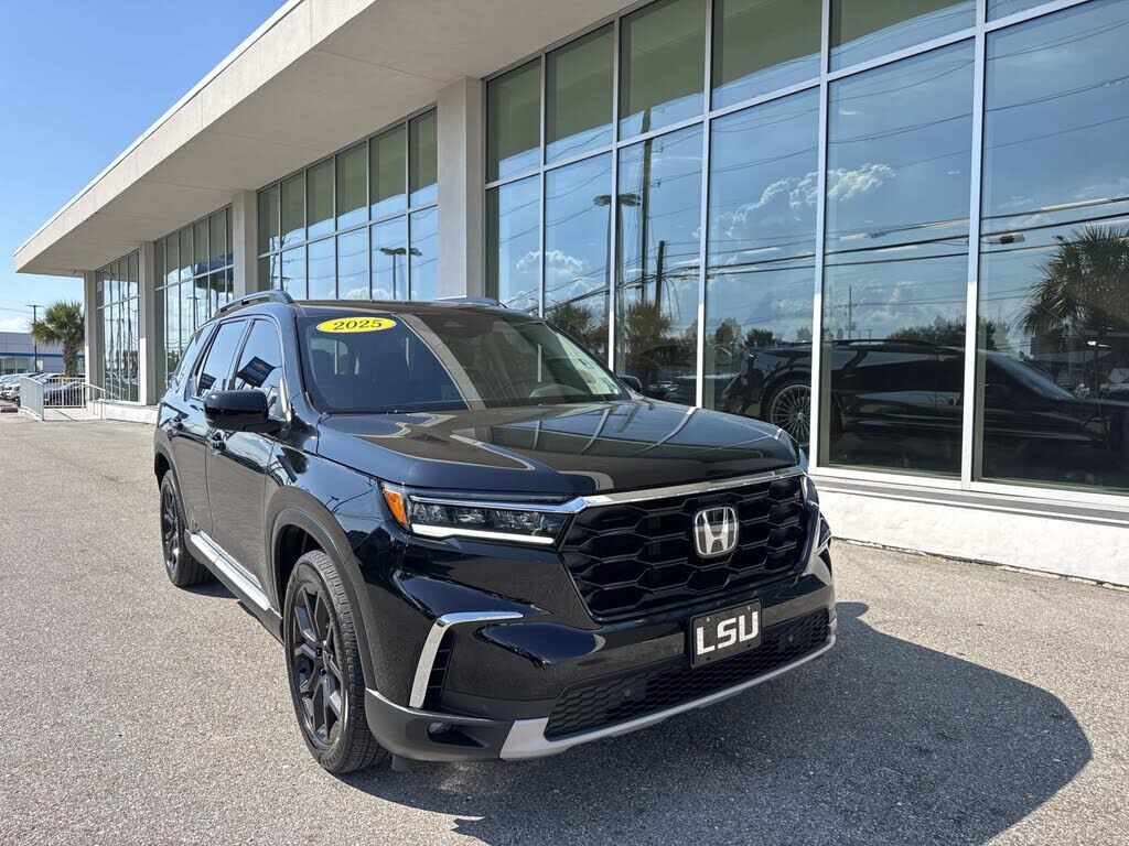 2025 HONDA Pilot