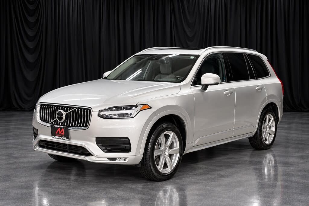 2020 VOLVO XC90