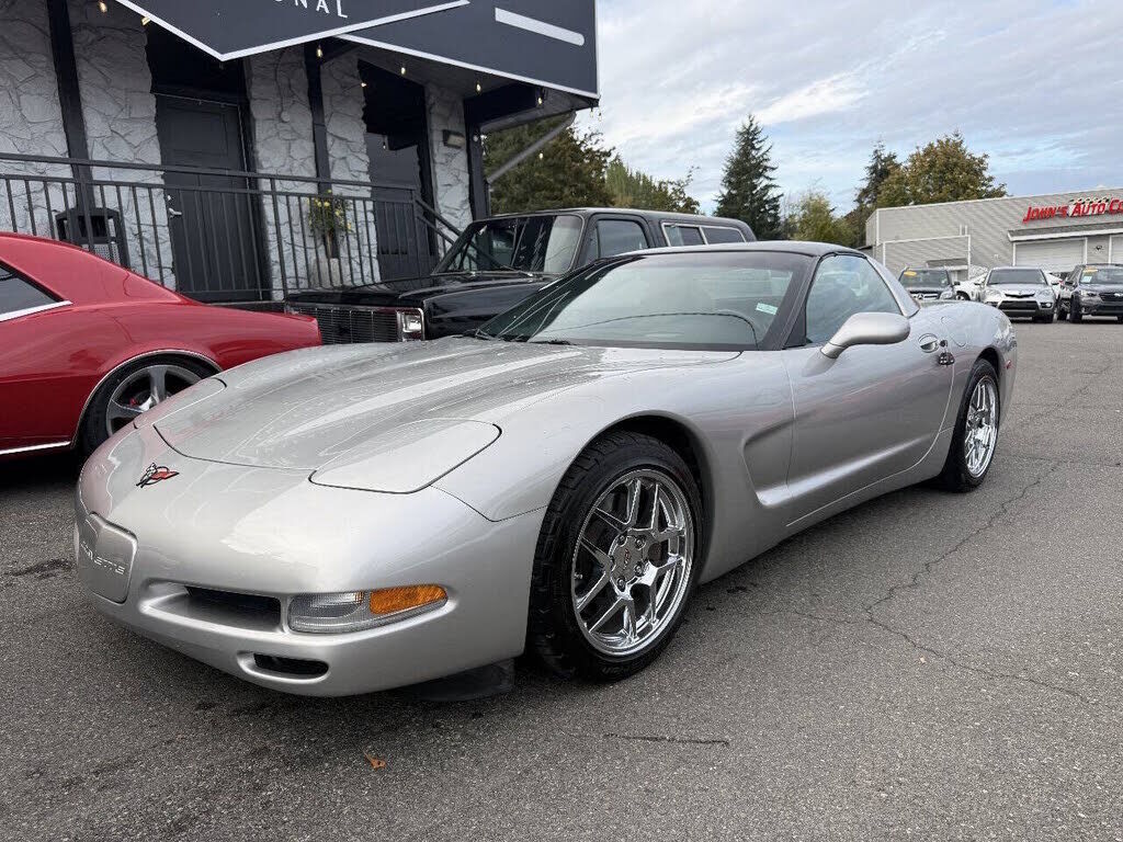 2004 CHEVROLET Corvette