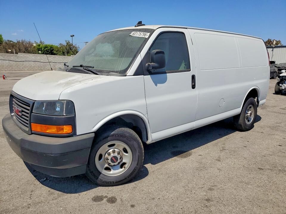 2023 GMC Savana