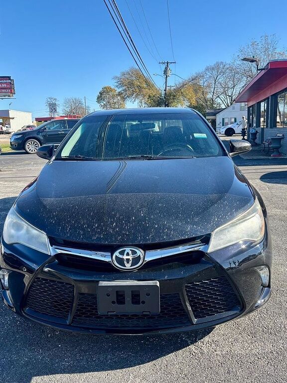 2017 TOYOTA Camry