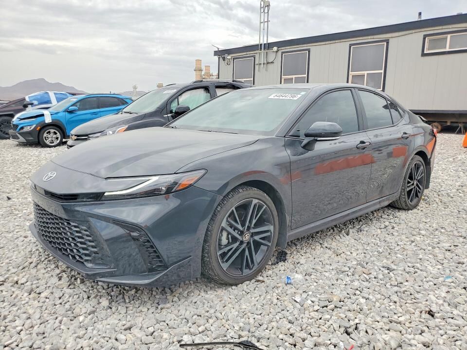 2026 TOYOTA Camry