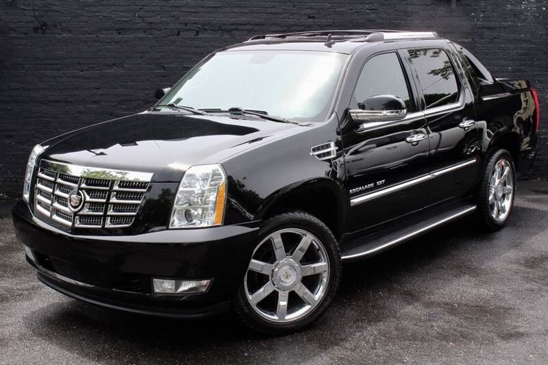 2011 CADILLAC Escalade