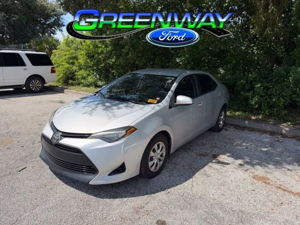 2017 TOYOTA Corolla