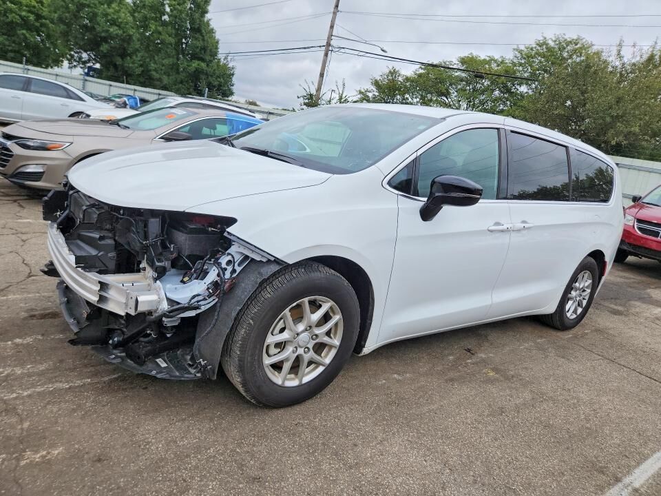 2027 CHRYSLER Pacifica