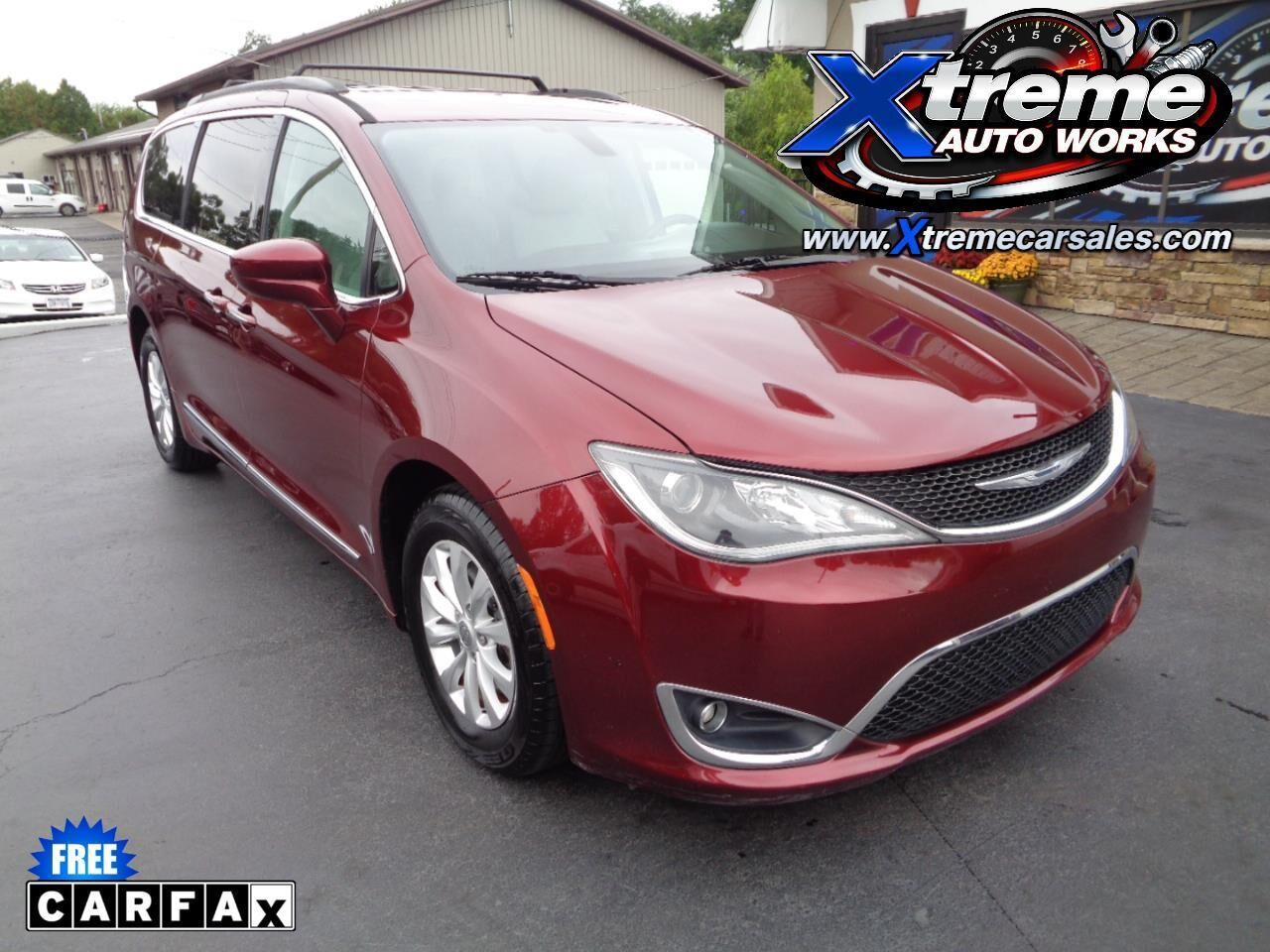 2017 CHRYSLER Pacifica