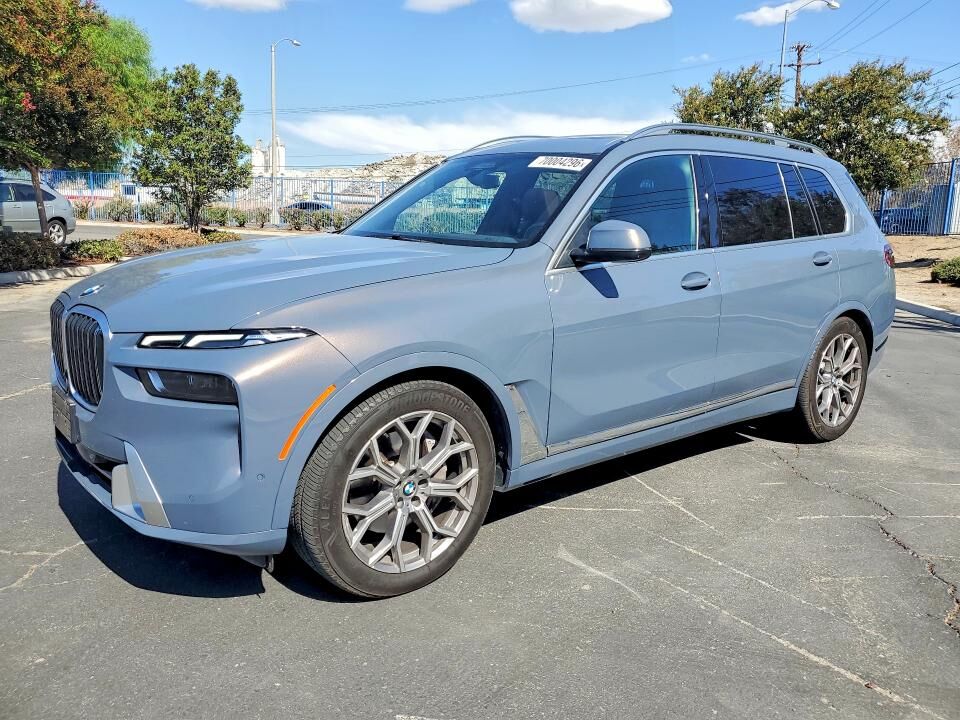 2025 BMW X7