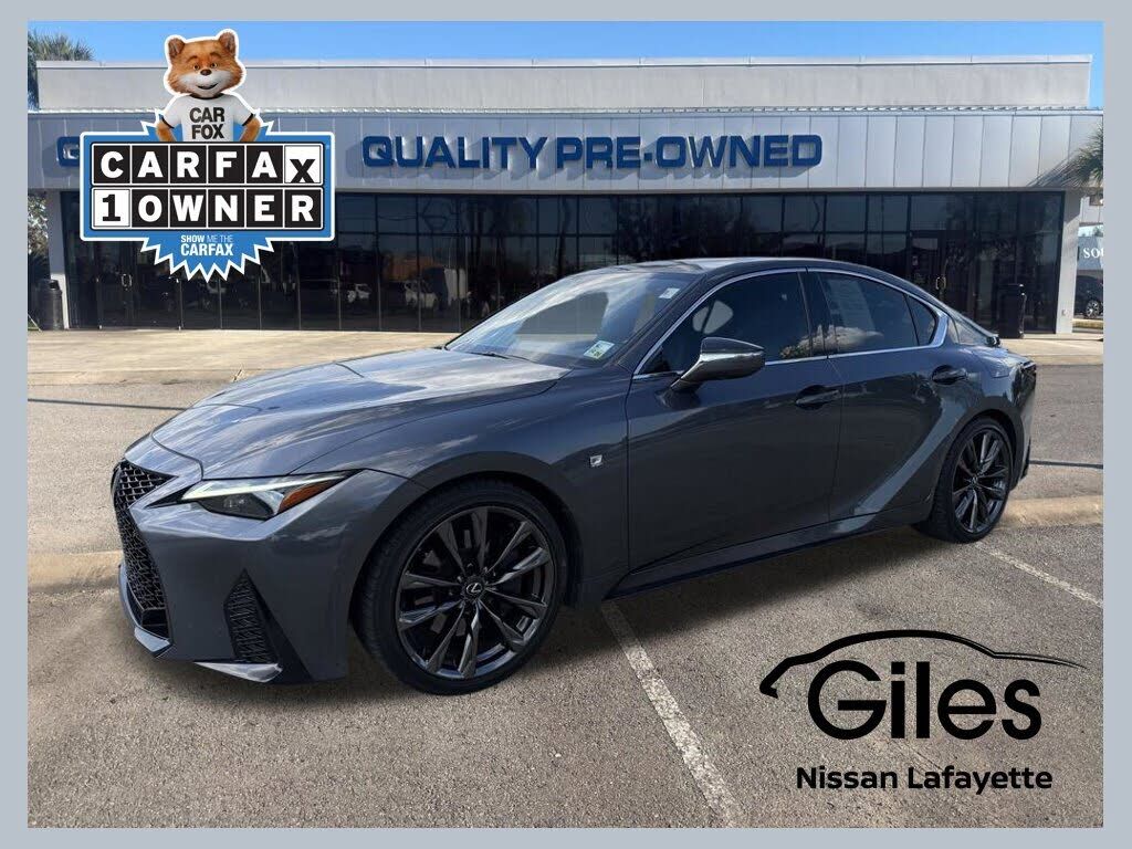 2023 LEXUS IS