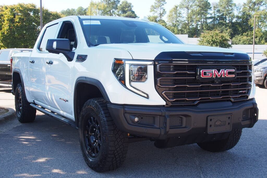 2023 GMC Sierra