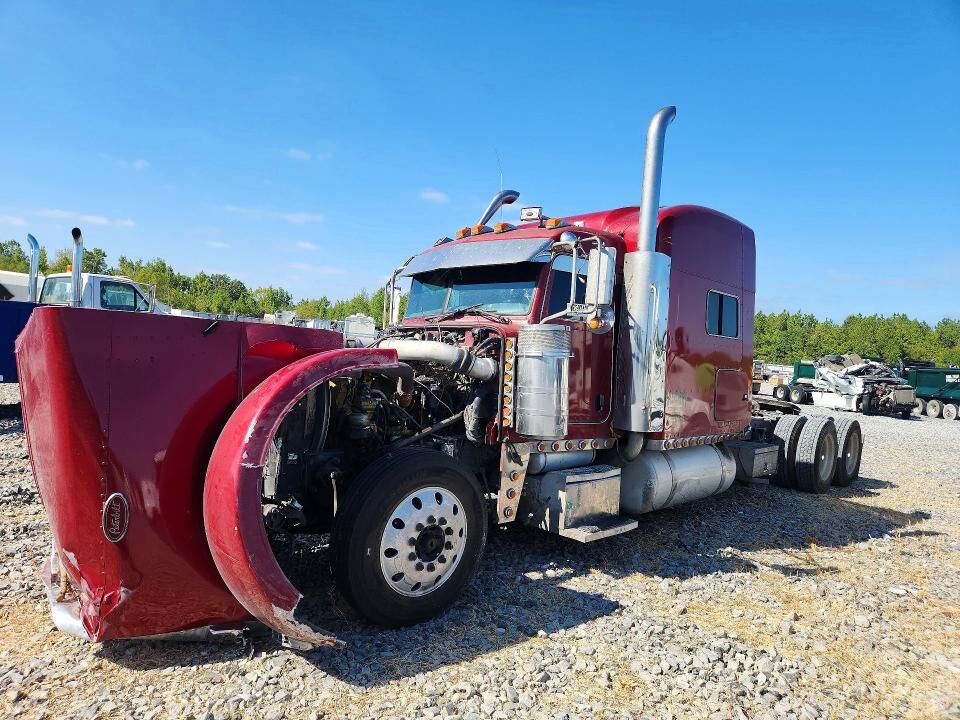 2005 PETERBILT 379