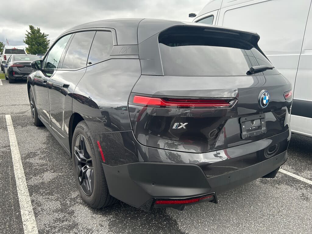 2024 BMW iX