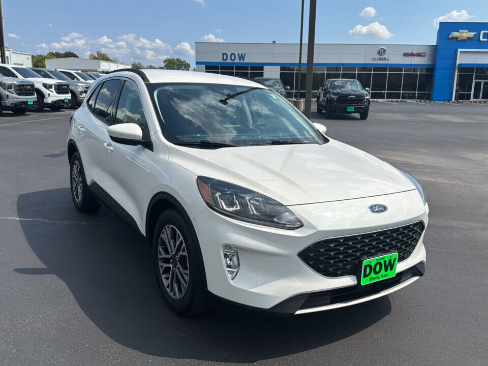 2021 FORD Escape