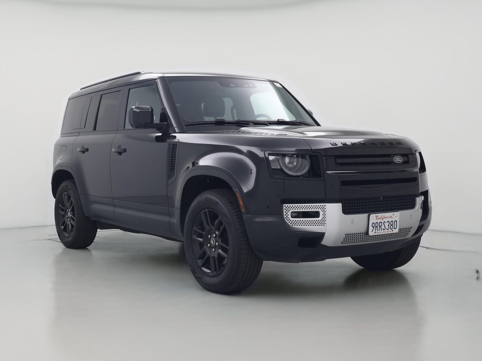 2025 LAND ROVER Defender