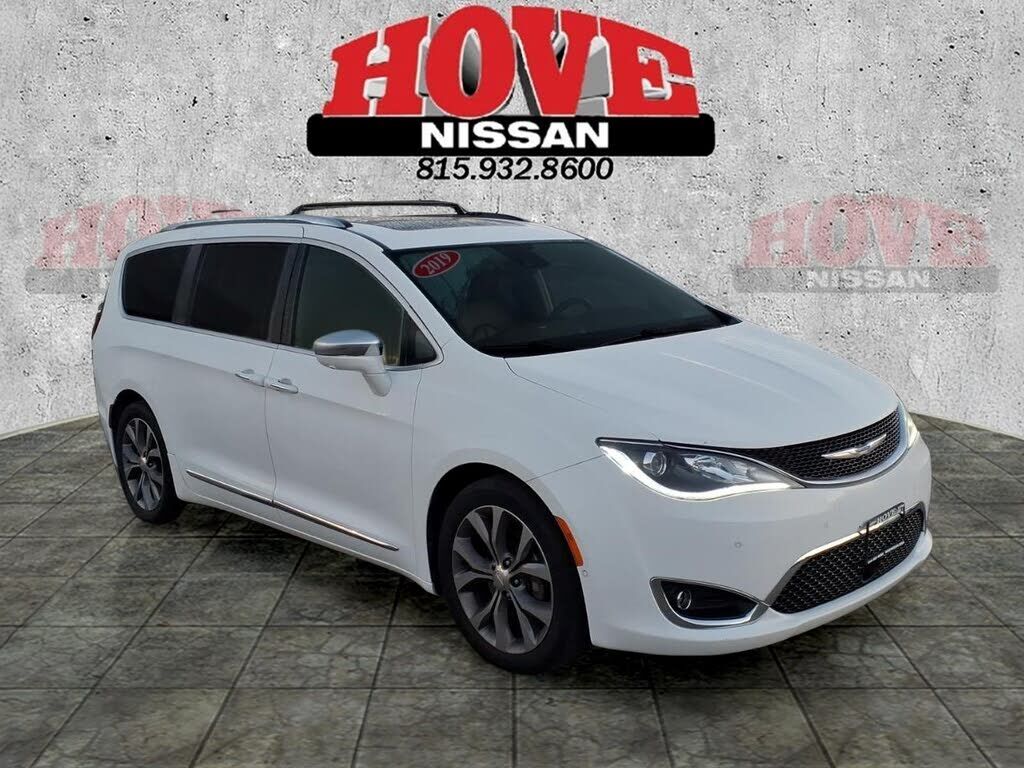 2019 CHRYSLER Pacifica