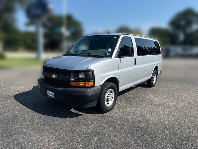 2017 CHEVROLET Express