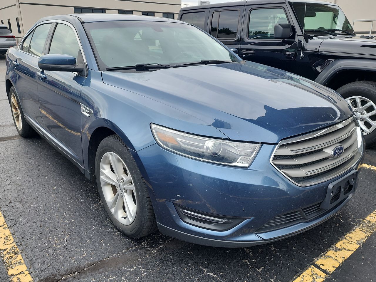 2018 FORD Taurus
