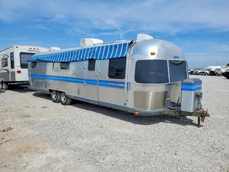 2017 AIRSTREAM Excella