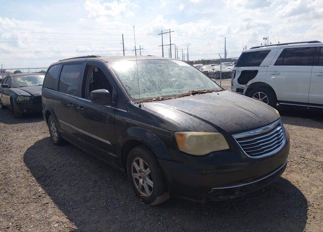 2011 CHRYSLER Town and Country