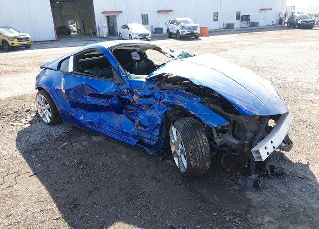 2004 NISSAN 350Z