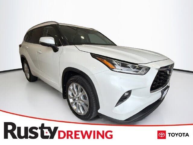 2022 TOYOTA Highlander