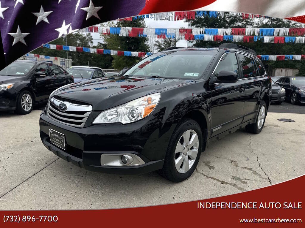 2011 SUBARU Outback