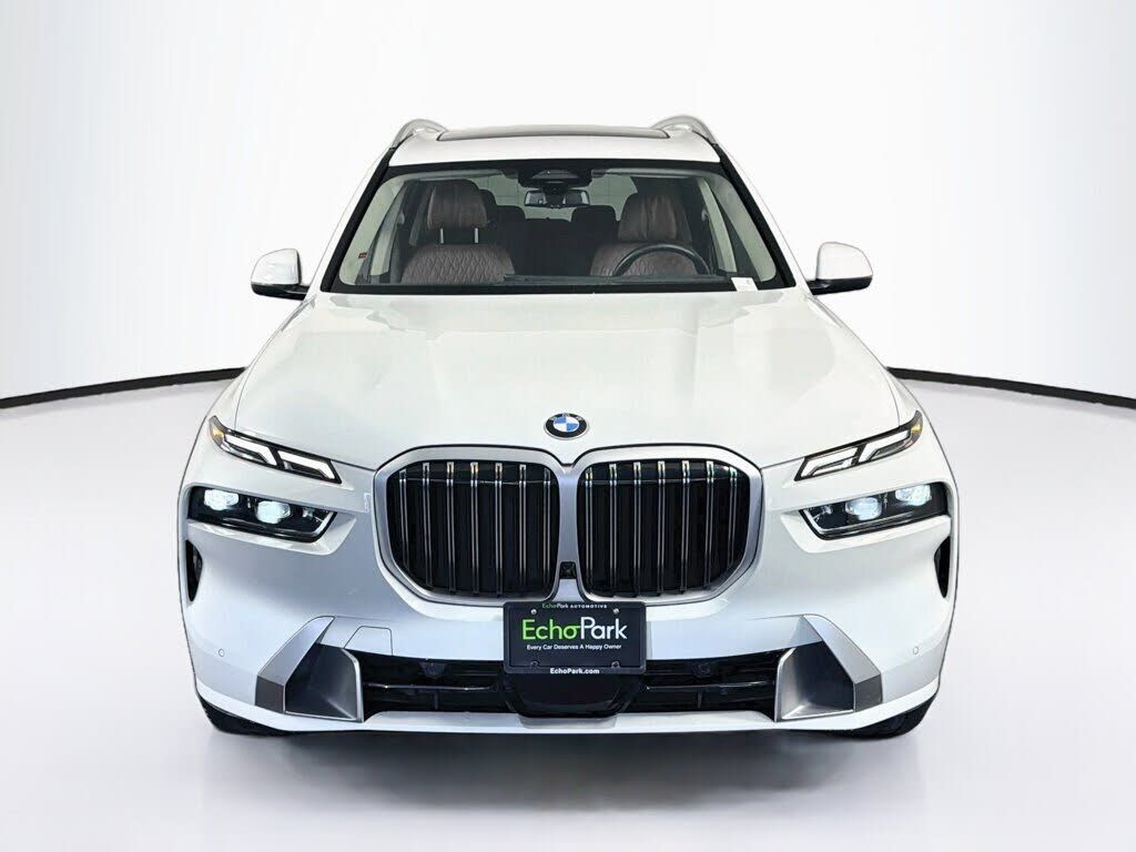 2026 BMW X7
