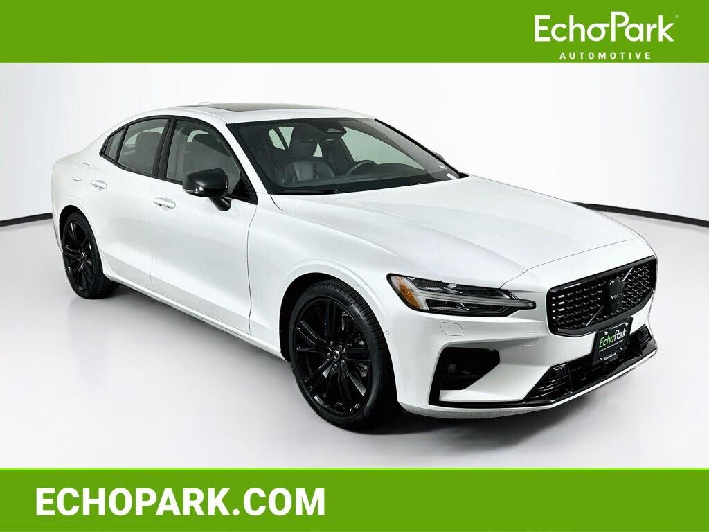 2023 VOLVO S60