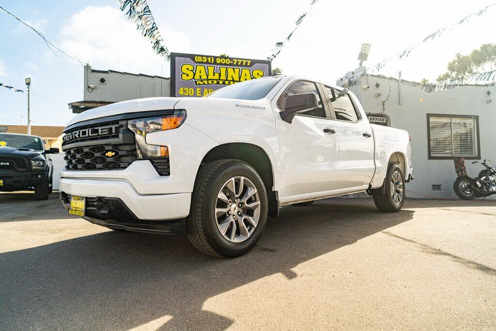2023 CHEVROLET Silverado