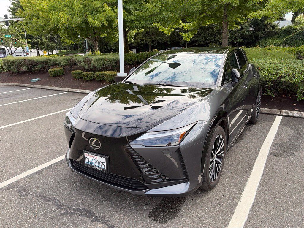 2023 LEXUS RZ 450e