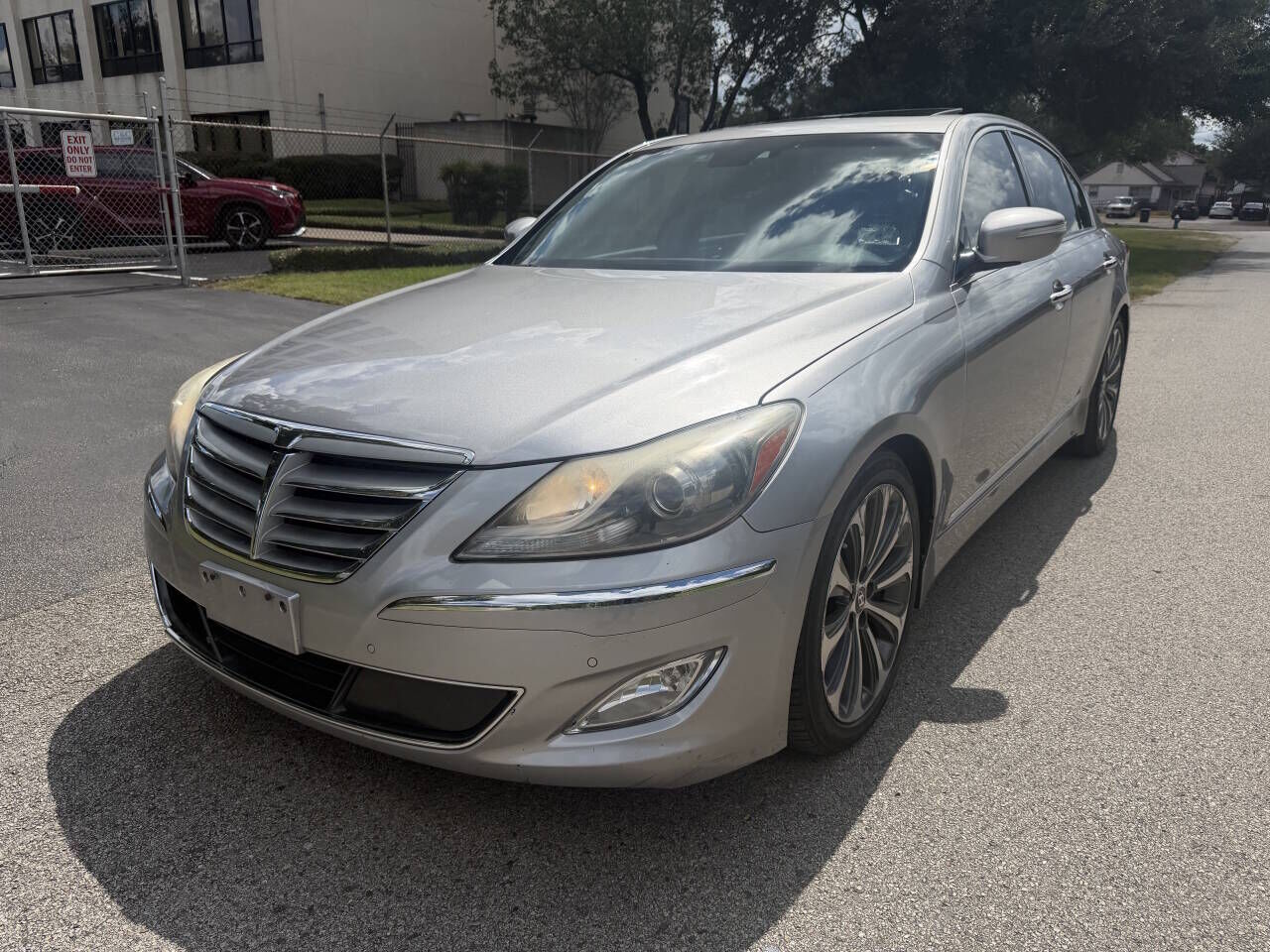 2013 HYUNDAI Genesis
