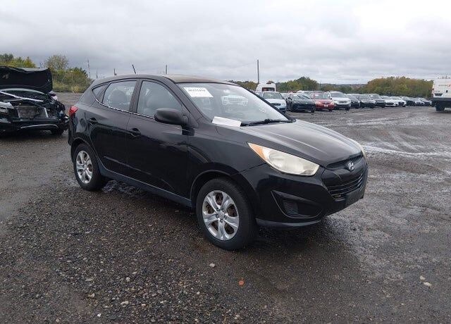 2010 HYUNDAI Tucson