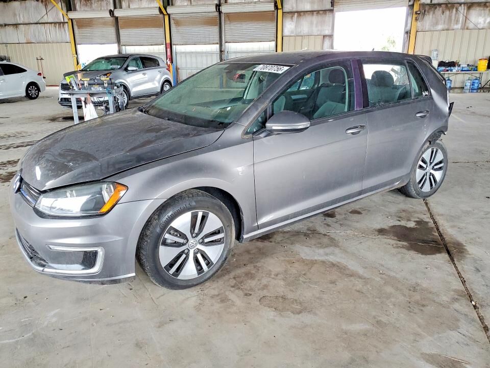 2016 VOLKSWAGEN e-Golf