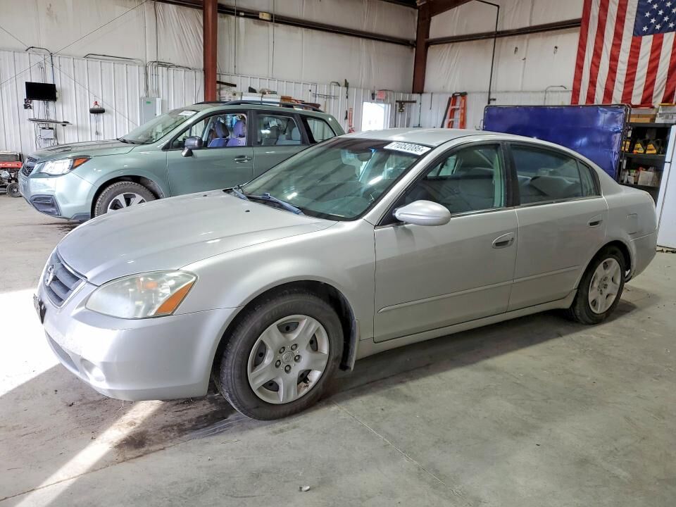 2002 NISSAN Altima