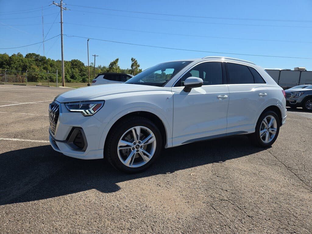 2024 AUDI Q3