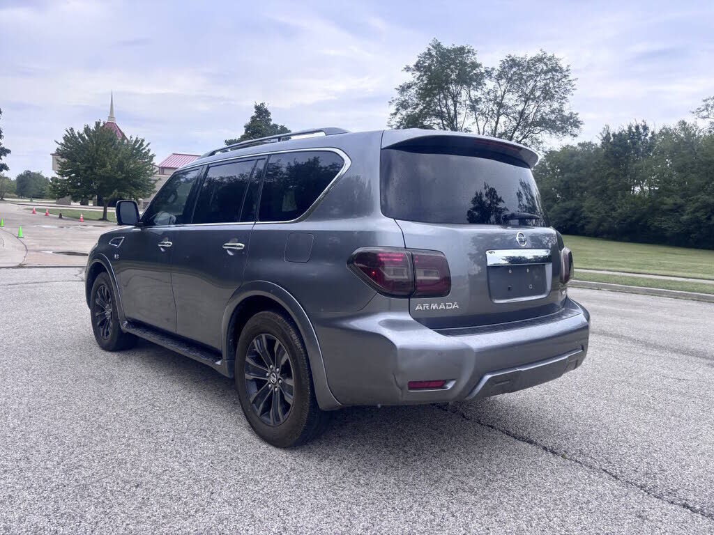 2017 NISSAN Armada