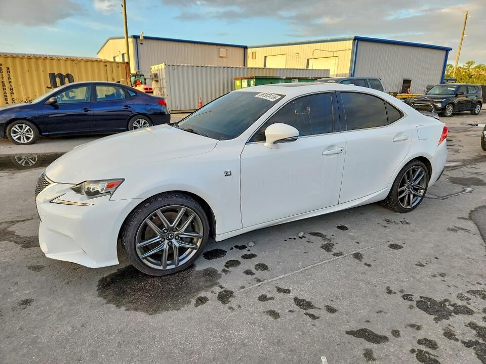 2016 LEXUS IS