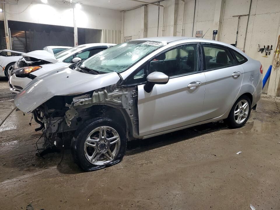 2017 FORD Fiesta