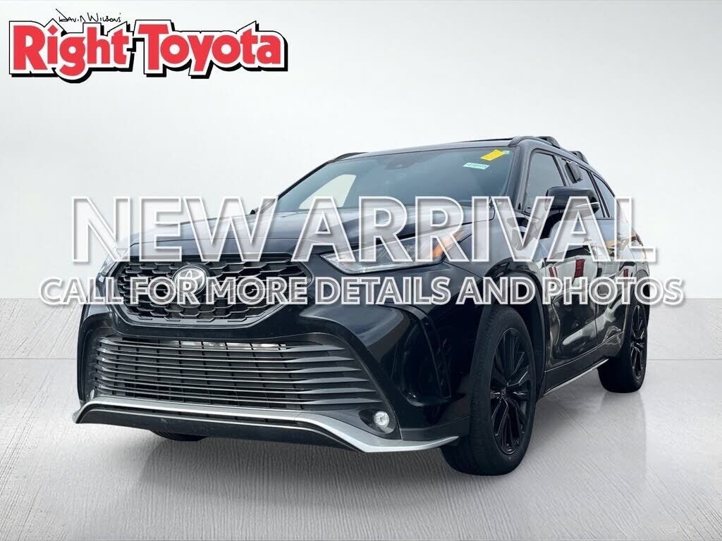 2024 TOYOTA Highlander