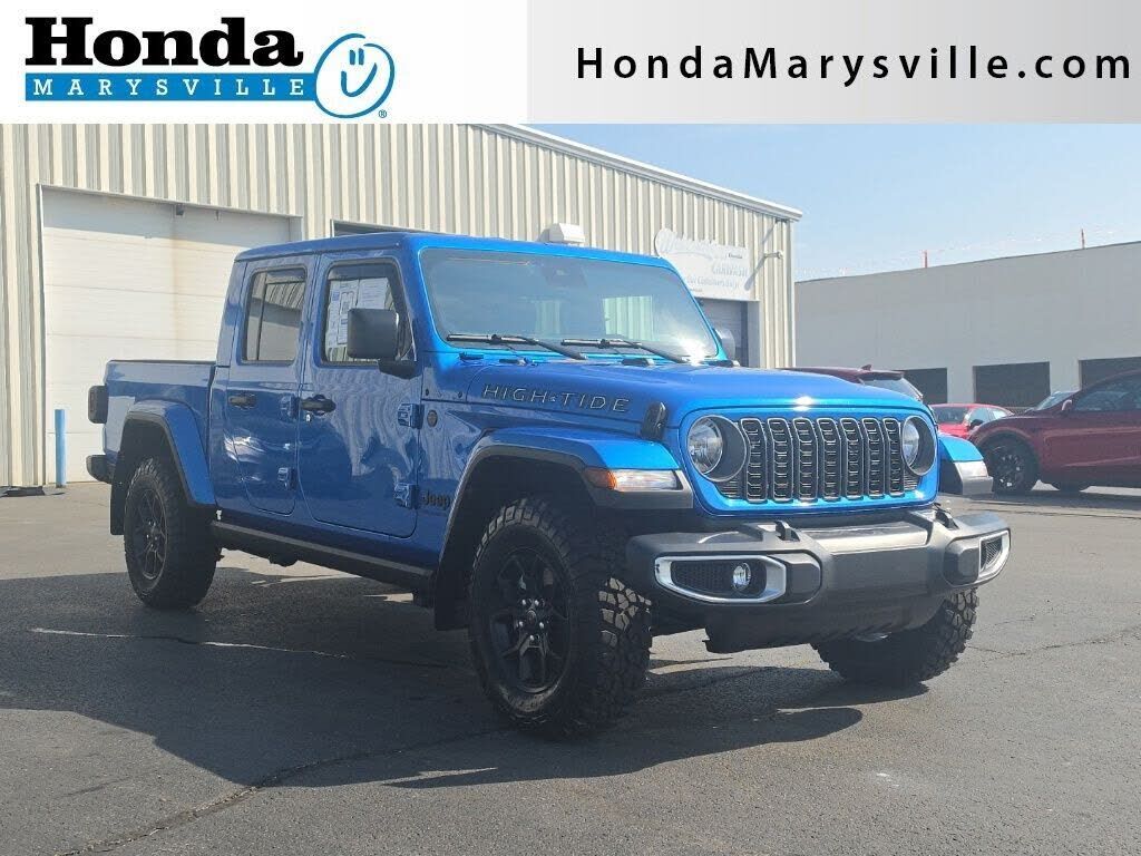 2025 JEEP Gladiator